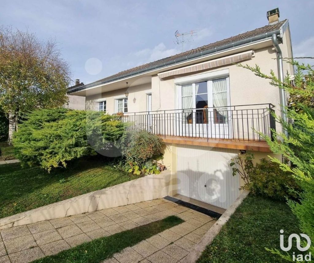 Achat maison à vendre 3 chambres 85 m² - La Rivière-de-Corps