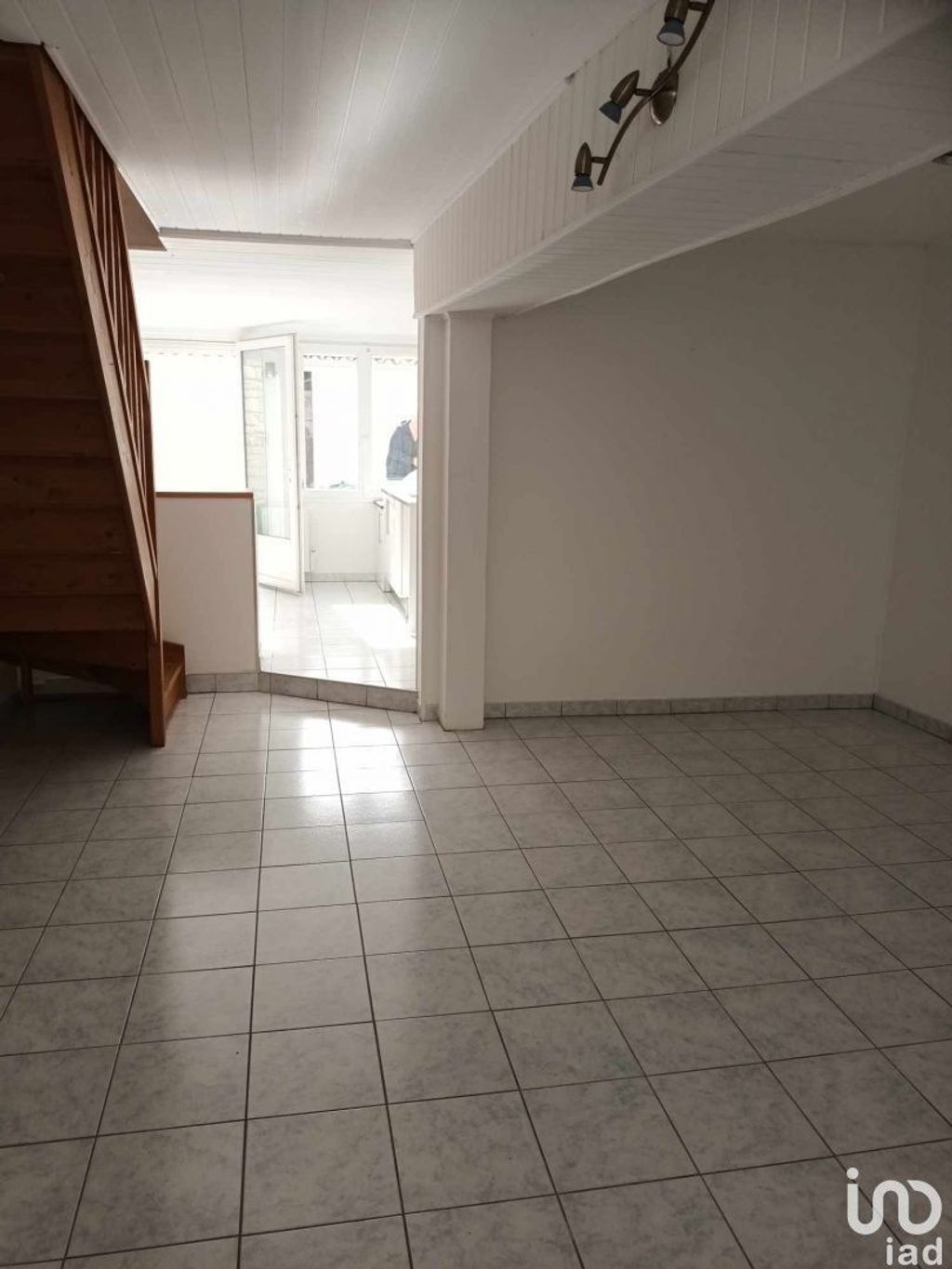 Achat maison à vendre 2 chambres 77 m² - Luçon