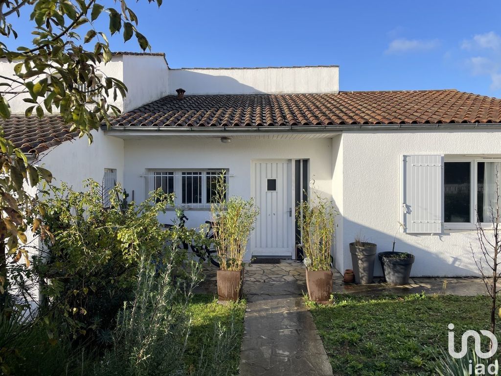 Achat maison à vendre 3 chambres 100 m² - La Rochelle