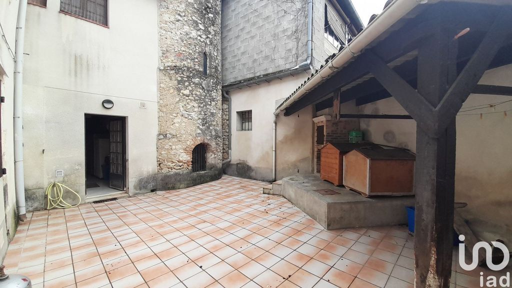 Achat maison à vendre 5 chambres 203 m² - Bruch