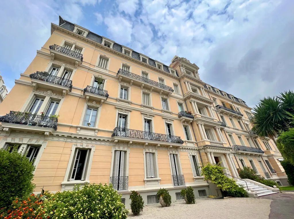 Achat appartement à vendre 4 pièces 75 m² - Beaulieu-sur-Mer