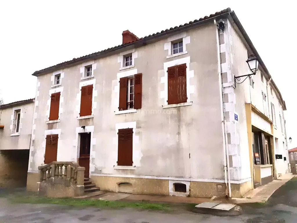 Achat maison à vendre 5 chambres 172 m² - La Caillère-Saint-Hilaire