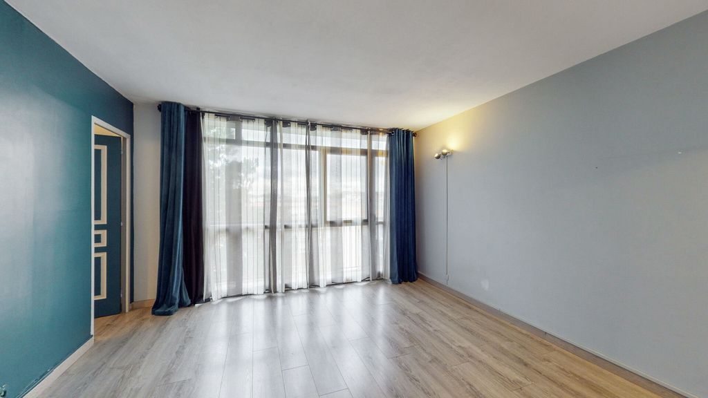 Achat appartement à vendre 4 pièces 73 m² - Boussy-Saint-Antoine