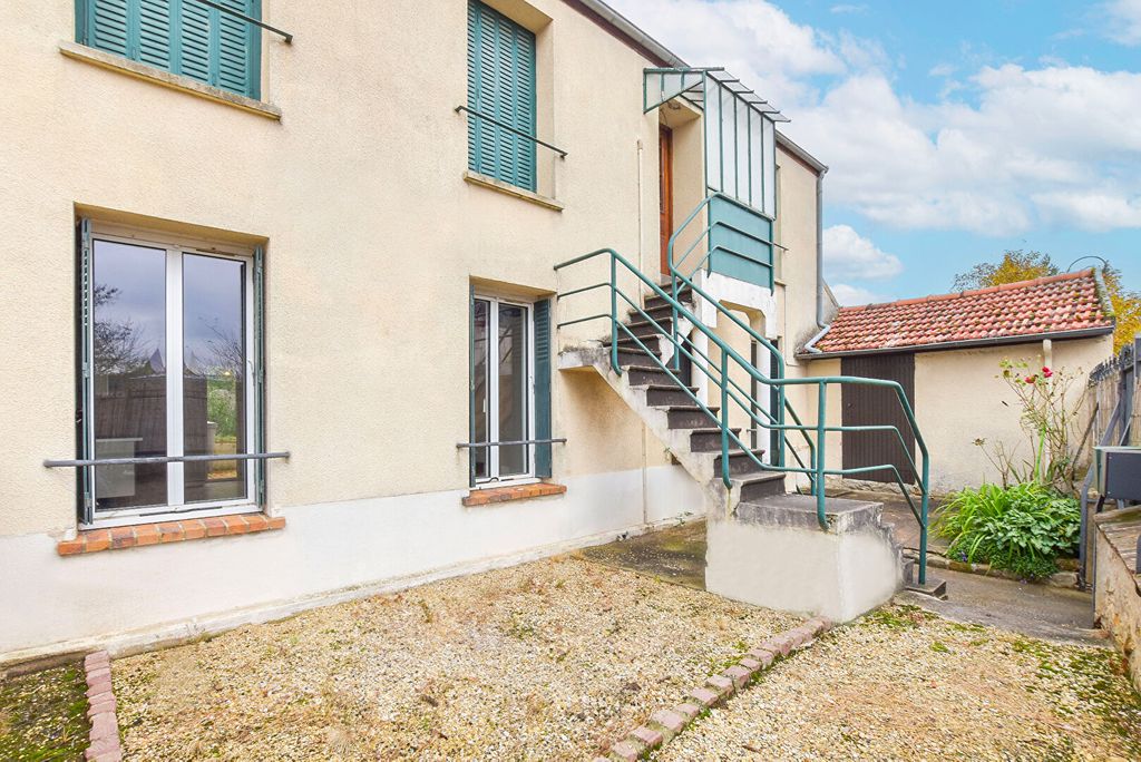 Achat appartement à vendre 3 pièces 67 m² - Verneuil-l'Étang