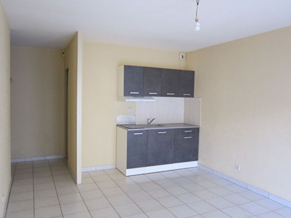 Achat appartement à vendre 2 pièces 42 m² - Fontenay-le-Comte