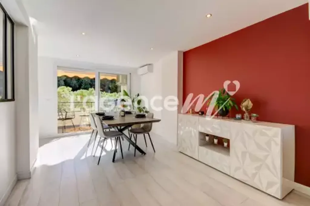 Achat appartement à vendre 3 pièces 73 m² - Nice