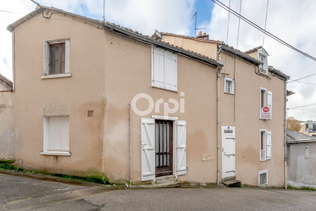 Achat maison à vendre 3 chambres 133 m² - Limoges