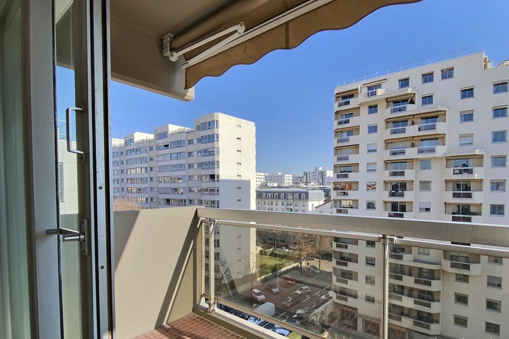 Achat appartement à vendre 2 pièces 52 m² - Lyon 6ème arrondissement