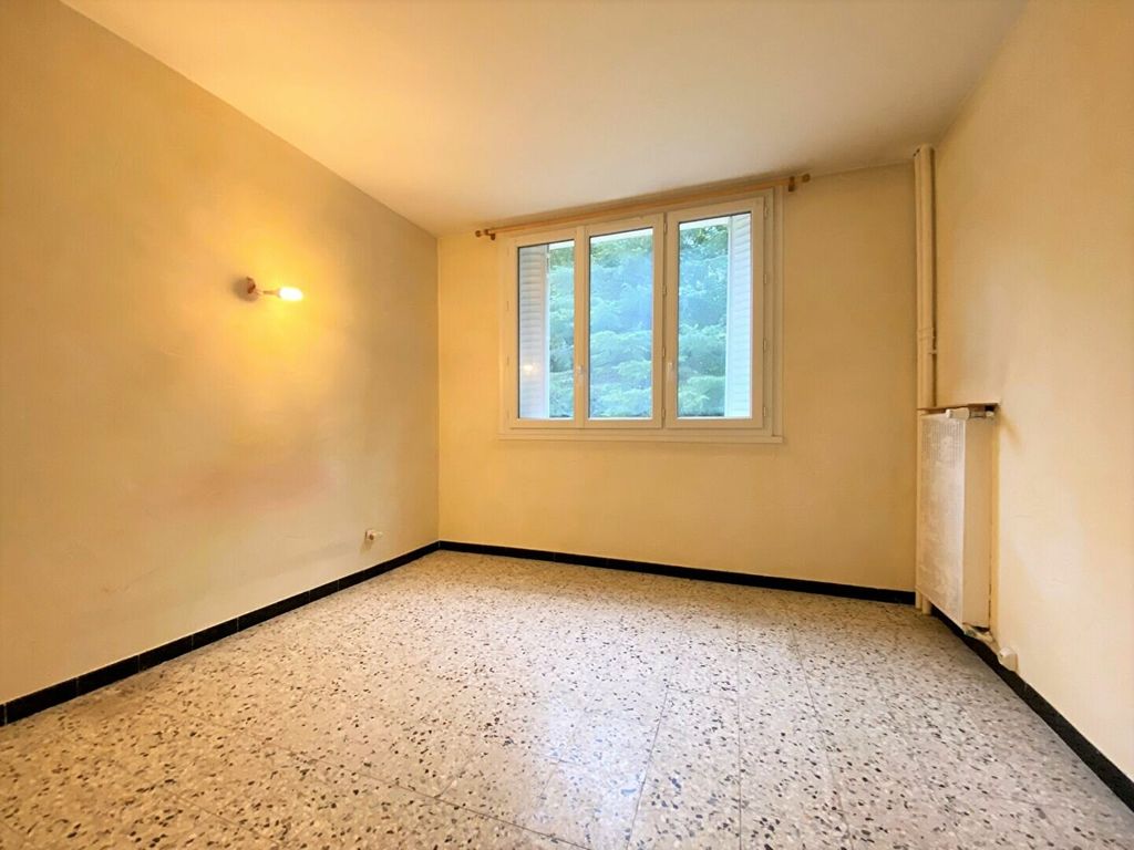 Achat appartement à vendre 3 pièces 54 m² - Saint-Égrève
