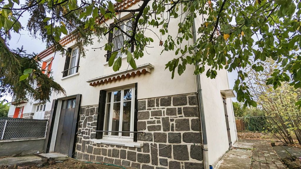 Achat maison à vendre 3 chambres 82 m² - Aubière