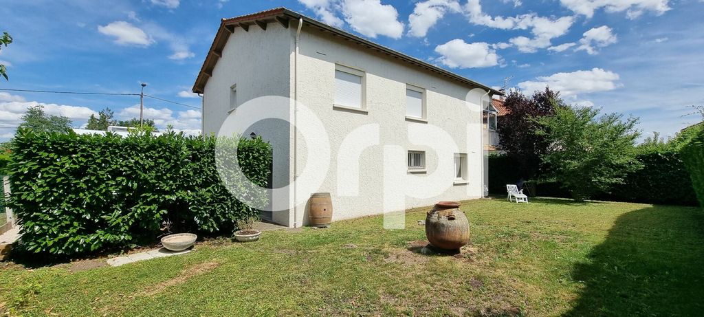 Achat maison à vendre 4 chambres 178 m² - Aubière