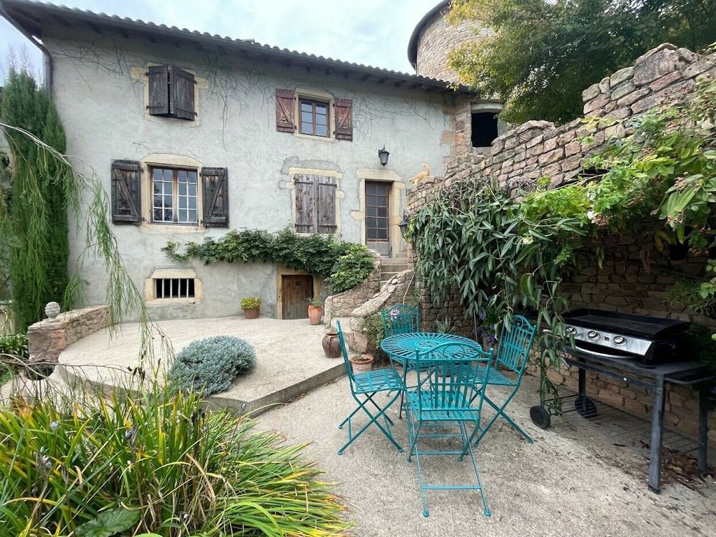 Achat maison à vendre 2 chambres 147 m² - Saint-Germain-la-Montagne