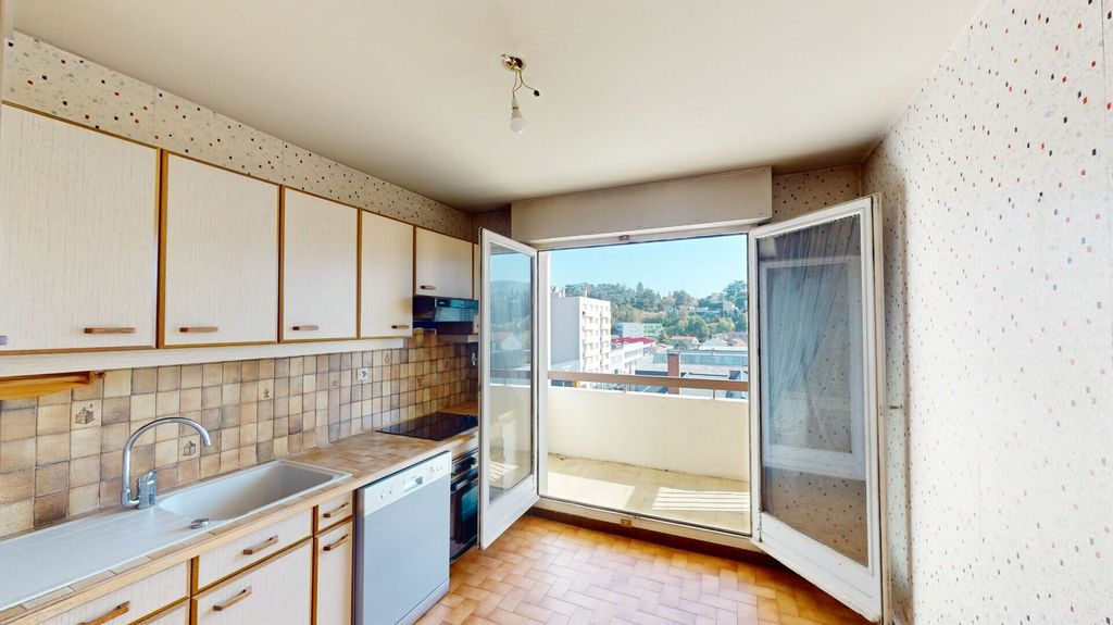Achat appartement à vendre 4 pièces 92 m² - Saint-Étienne