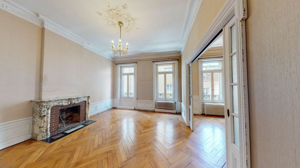 Achat appartement à vendre 5 pièces 173 m² - Saint-Étienne