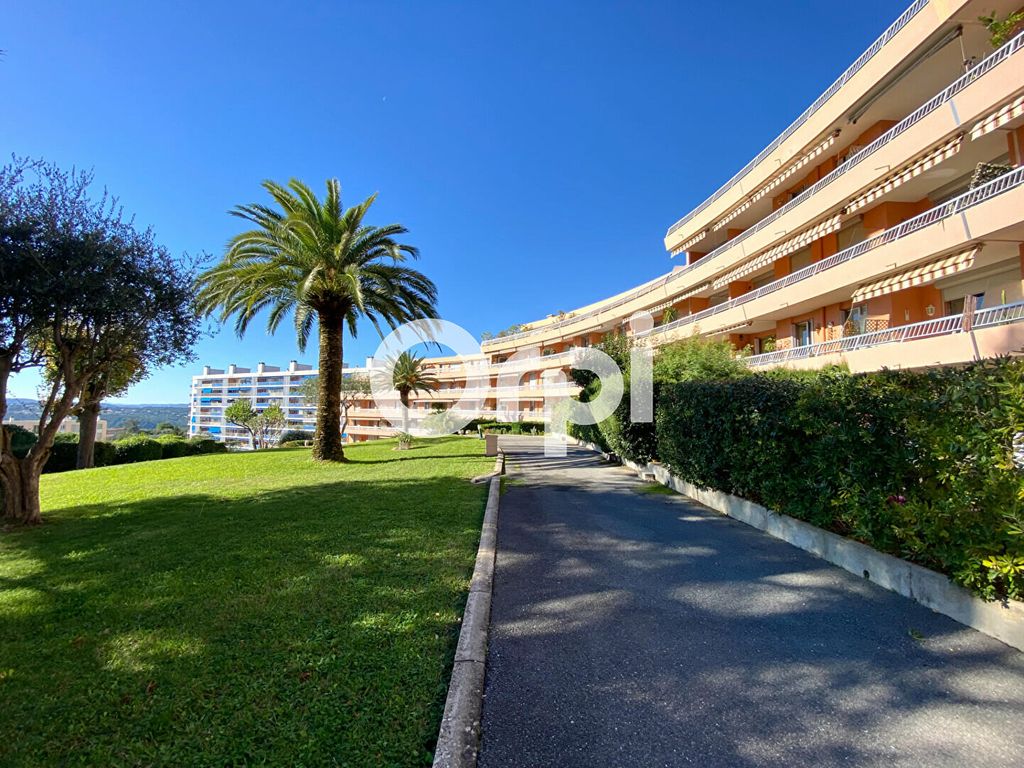 Achat appartement à vendre 3 pièces 61 m² - Grasse