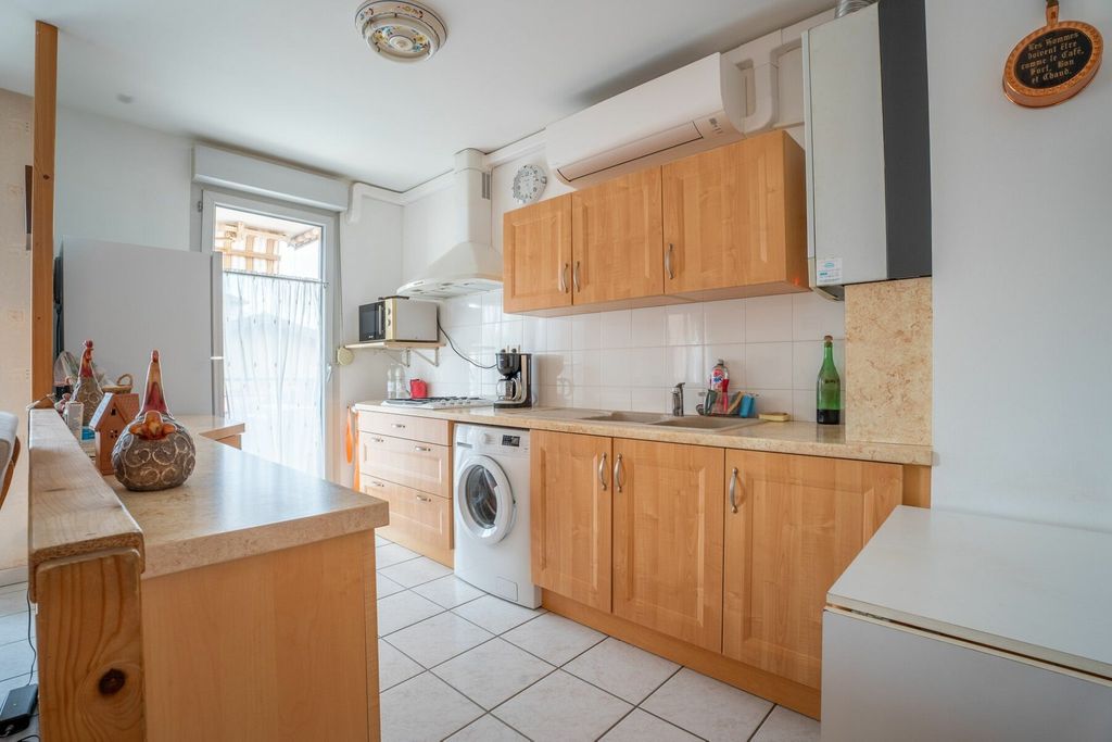 Achat appartement à vendre 3 pièces 68 m² - Montanay