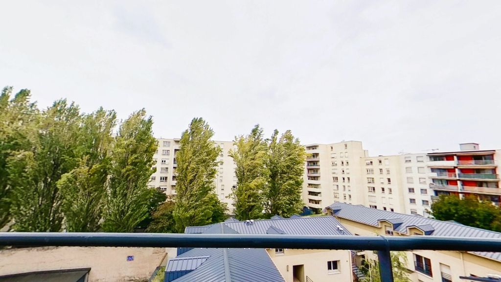 Achat appartement à vendre 4 pièces 75 m² - Lyon 7ème arrondissement
