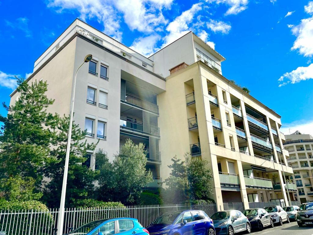 Achat duplex à vendre 4 pièces 125 m² - Lyon 8ème arrondissement