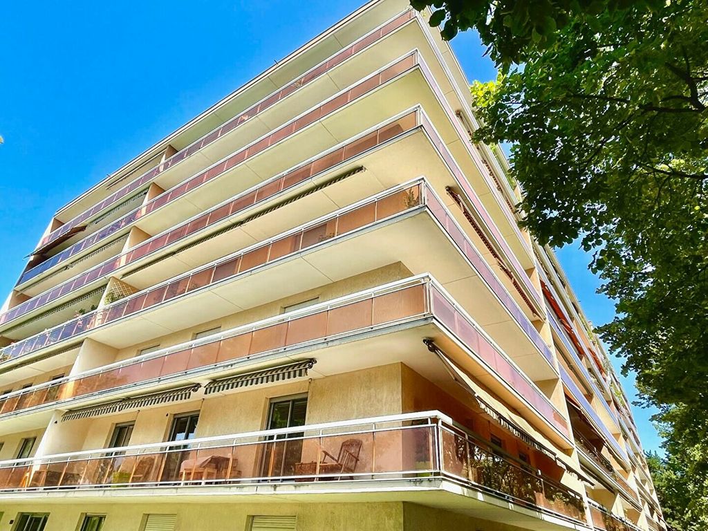 Achat appartement à vendre 4 pièces 108 m² - Caluire-et-Cuire