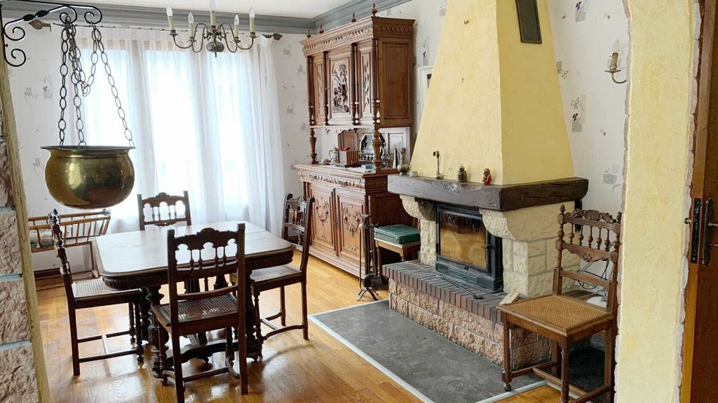 Achat maison à vendre 4 chambres 164 m² - Les Neyrolles