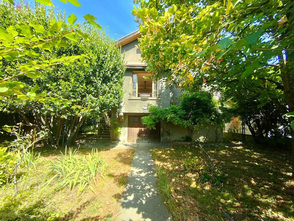 Achat maison à vendre 5 chambres 155 m² - Grenoble