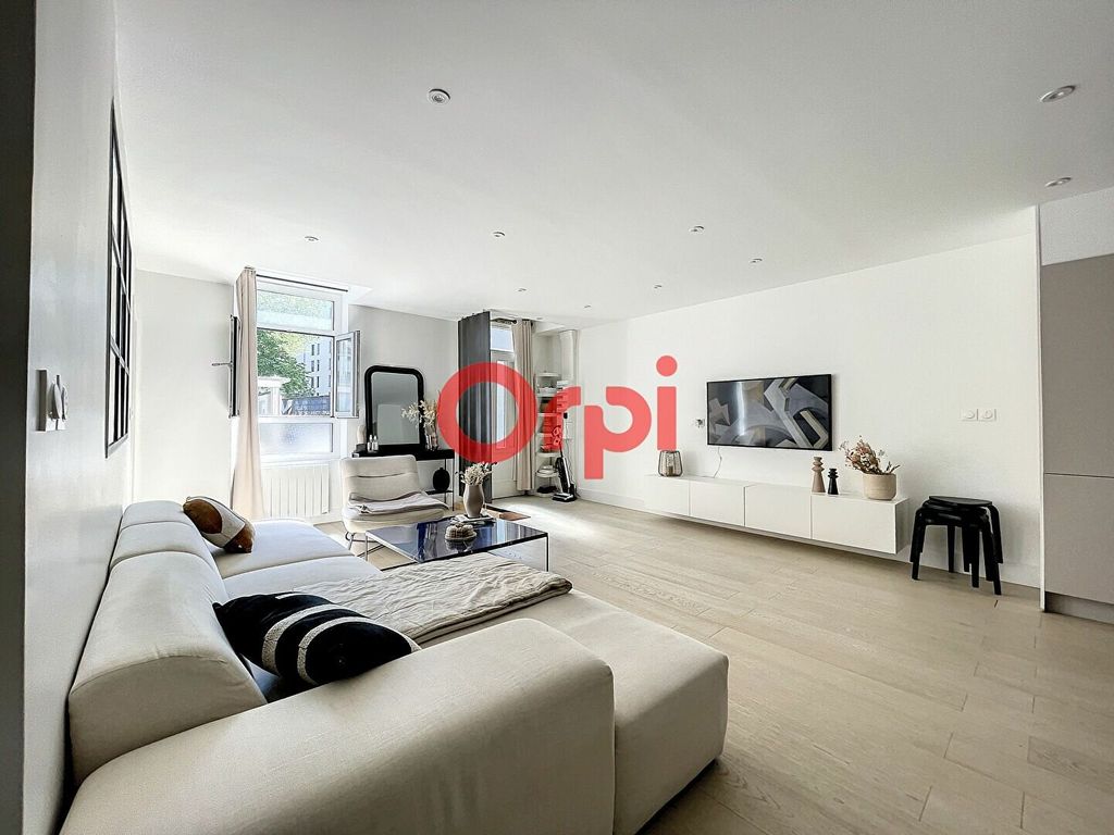 Achat appartement à vendre 3 pièces 80 m² - Lyon 7ème arrondissement