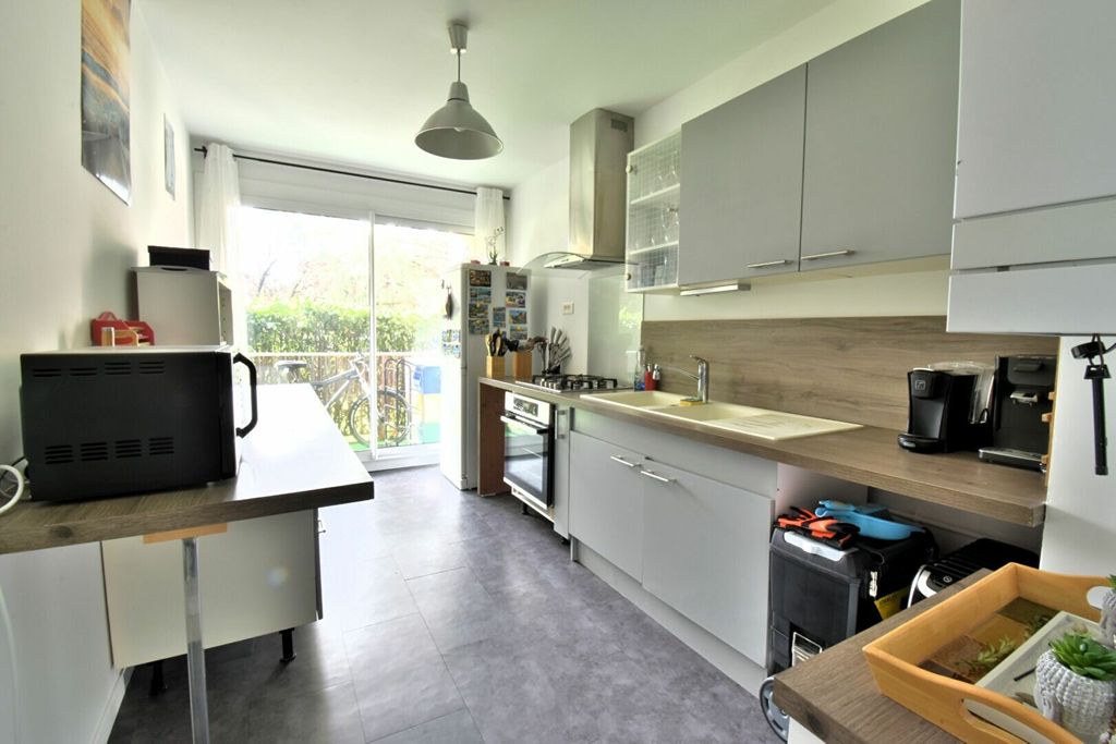 Achat appartement à vendre 2 pièces 47 m² - Saint-Maurice-de-Beynost