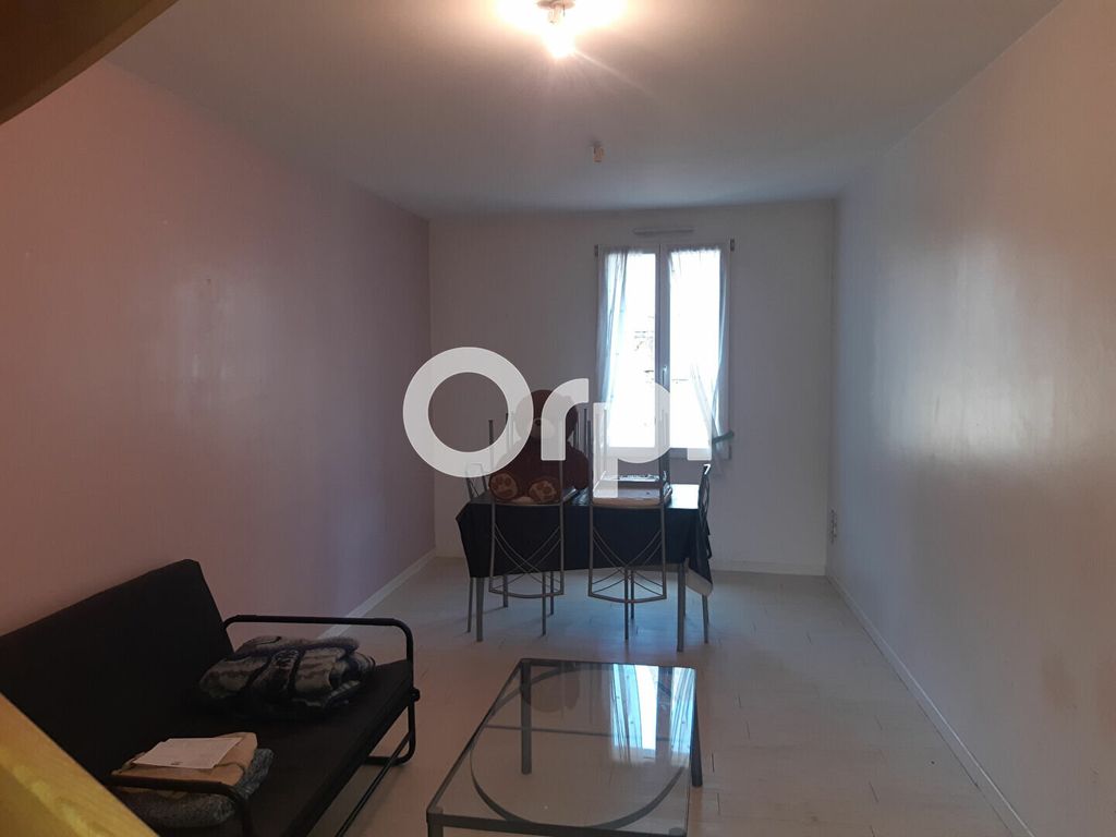 Achat appartement à vendre 2 pièces 57 m² - Oloron-Sainte-Marie
