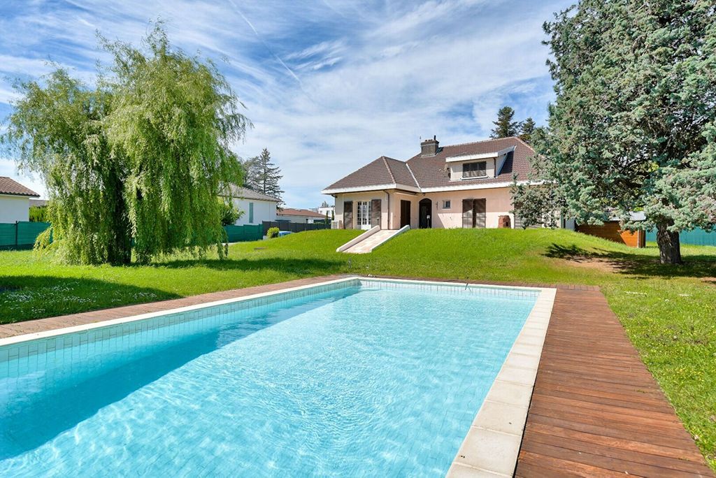 Achat maison à vendre 5 chambres 177 m² - Francheville