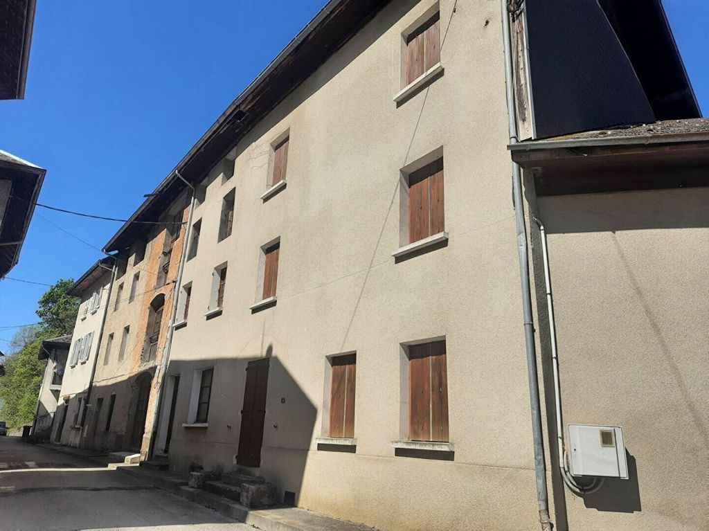 Achat maison à vendre 4 chambres 147 m² - Chamoux-sur-Gelon