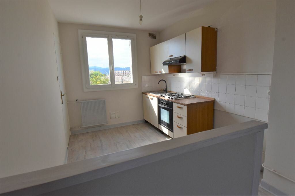 Achat appartement à vendre 3 pièces 56 m² - Portes-lès-Valence