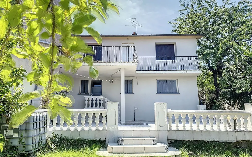 Achat maison à vendre 4 chambres 153 m² - Montluçon