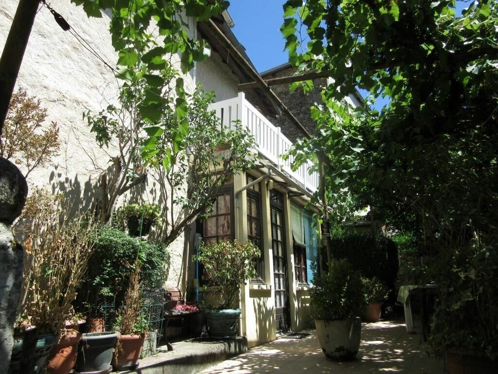 Achat maison à vendre 3 chambres 120 m² - Le Lardin-Saint-Lazare