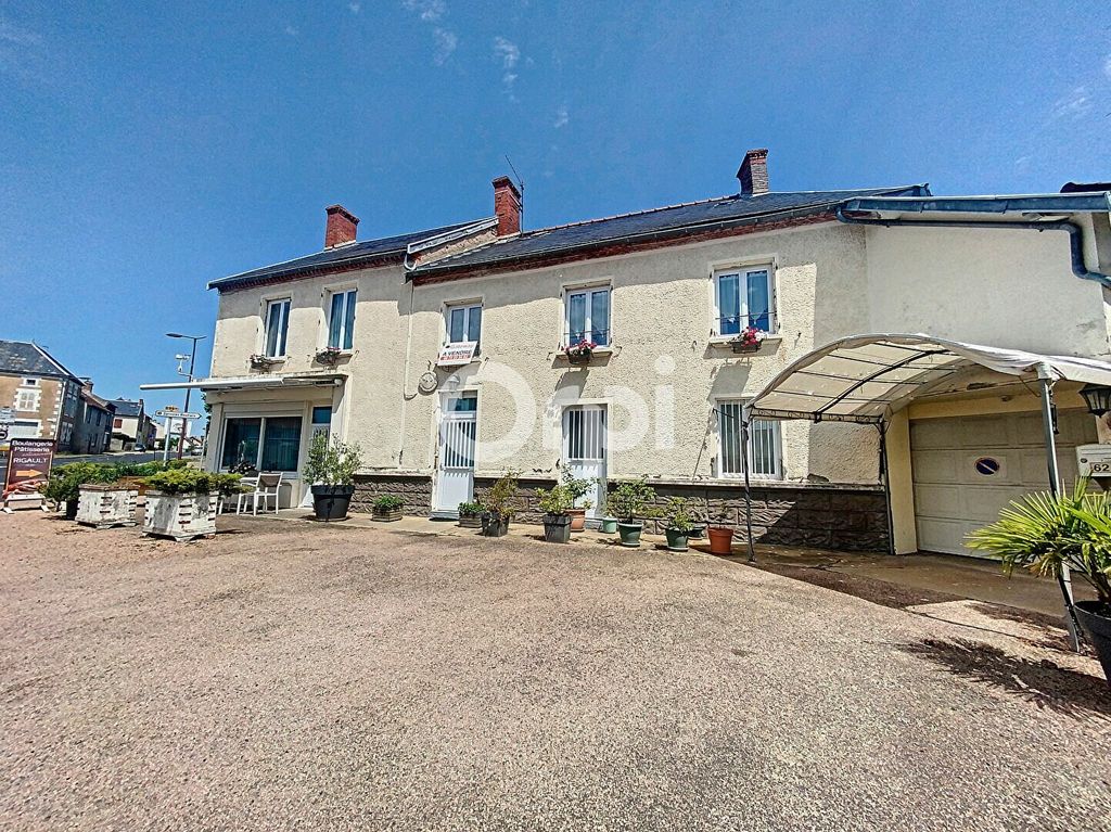 Achat maison à vendre 6 chambres 207 m² - Saint-Pardoux