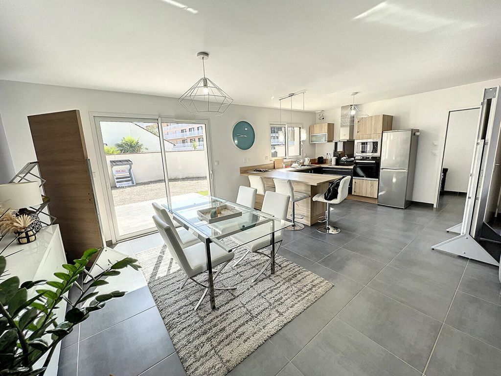 Achat maison à vendre 4 chambres 159 m² - Saint-Jean-de-Braye