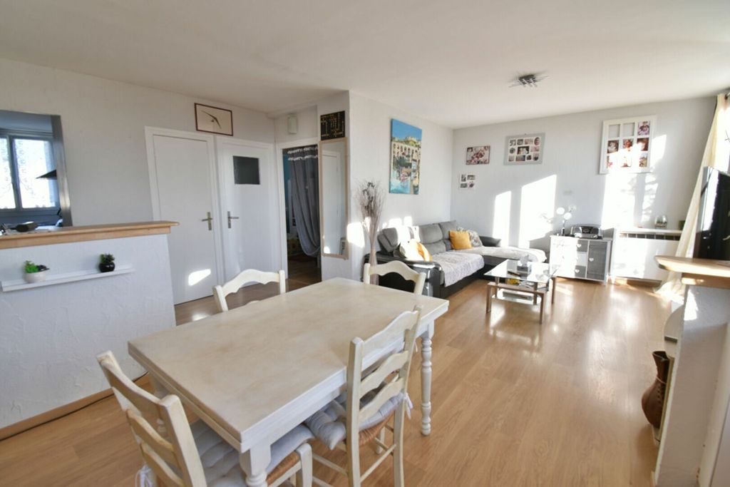 Achat appartement à vendre 3 pièces 81 m² - Romans-sur-Isère