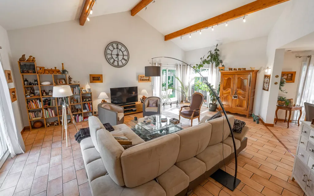 Achat maison à vendre 4 chambres 156 m² - Chens-sur-Léman