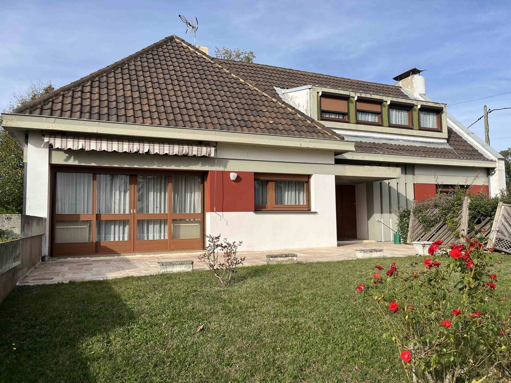 Achat maison à vendre 4 chambres 200 m² - Pont-de-Vaux