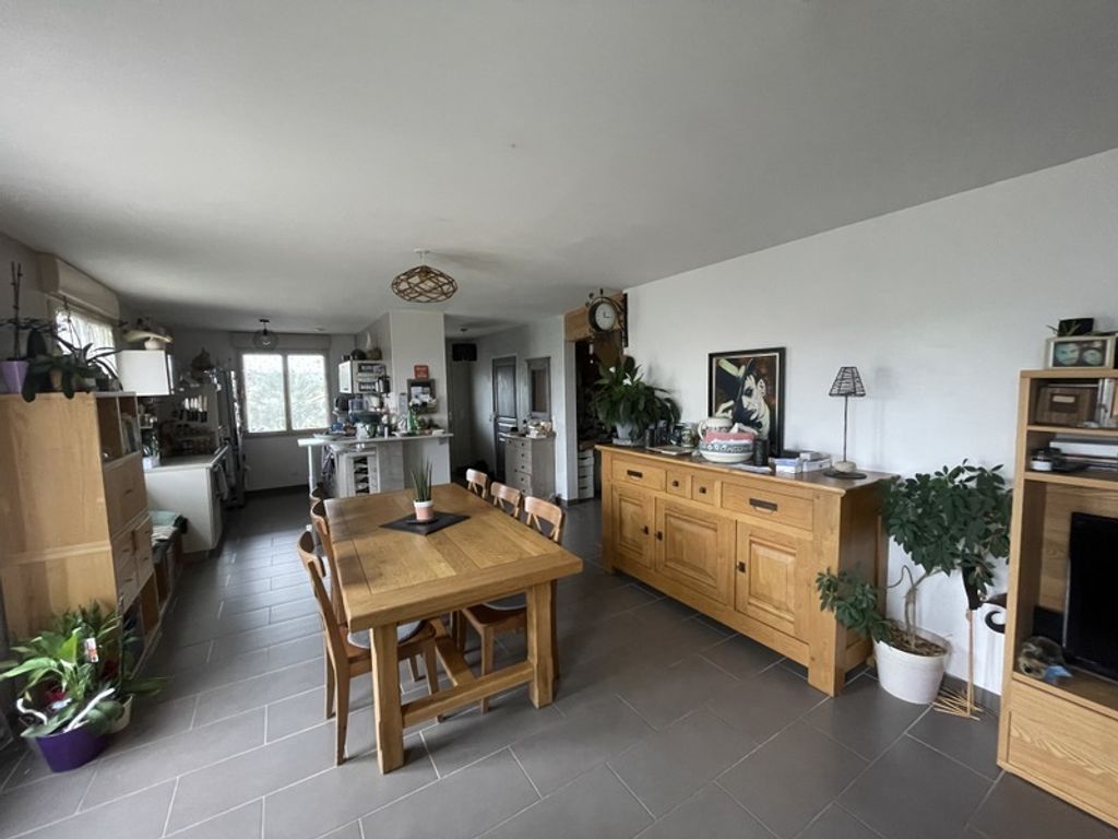 Achat maison à vendre 3 chambres 130 m² - Buxy