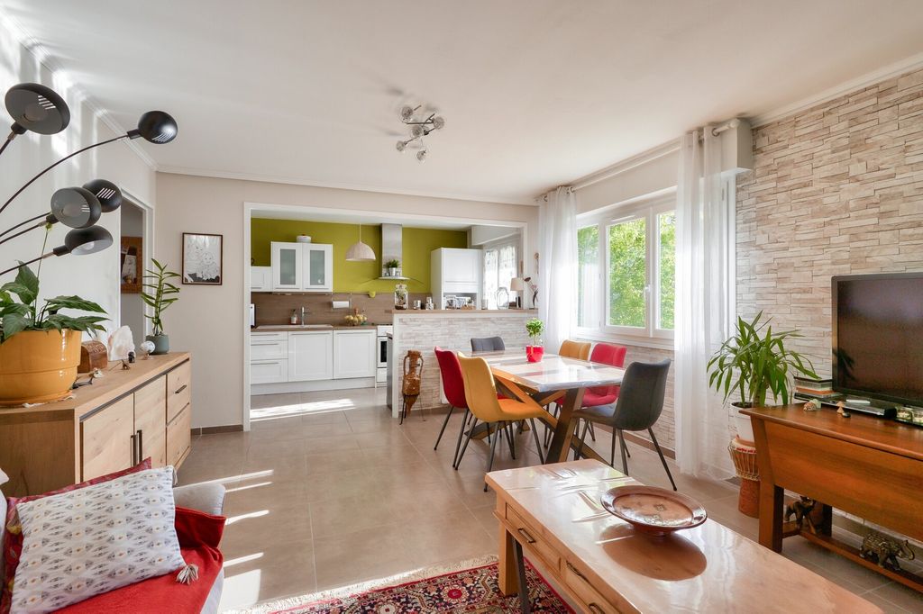 Achat appartement à vendre 3 pièces 73 m² - La Mulatière