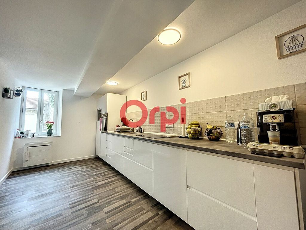 Achat maison à vendre 1 chambre 100 m² - Gannat