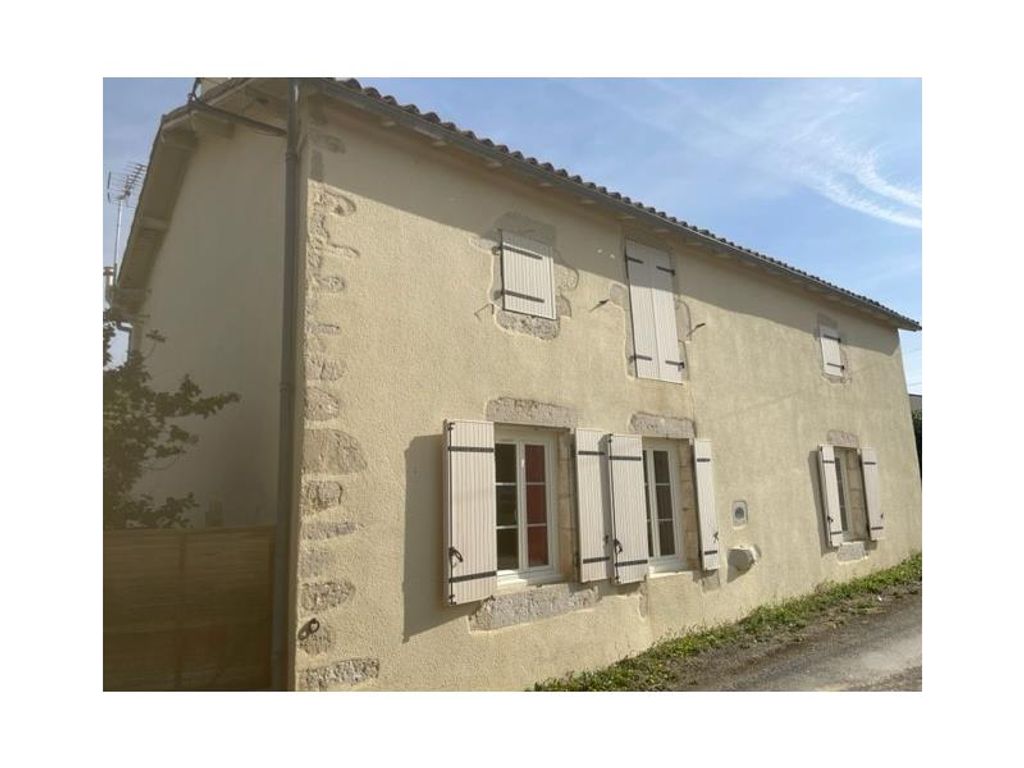 Achat maison à vendre 4 chambres 121 m² - Saint-Sauvant