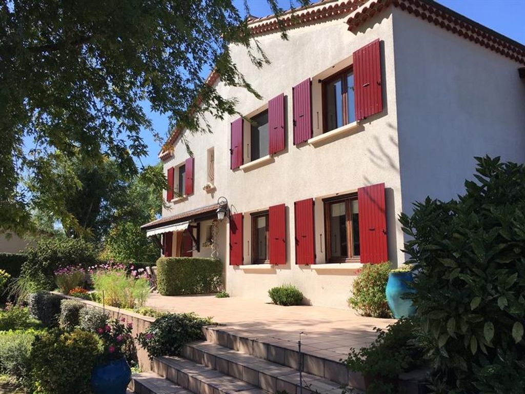 Achat maison à vendre 7 chambres 203 m² - Beausemblant