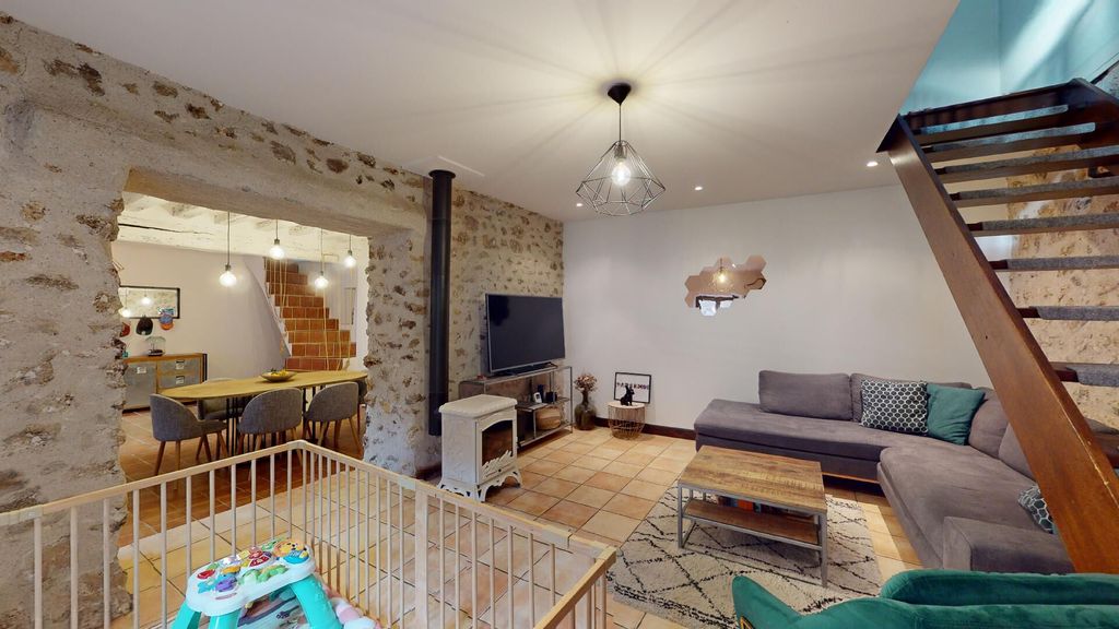 Achat maison à vendre 3 chambres 142 m² - Mennecy