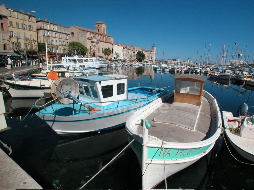 Achat appartement à vendre 3 pièces 58 m² - La Ciotat