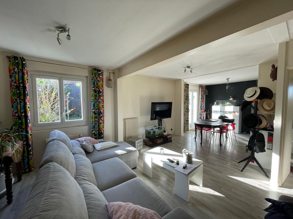 Achat maison à vendre 2 chambres 80 m² - Saint-Aignan