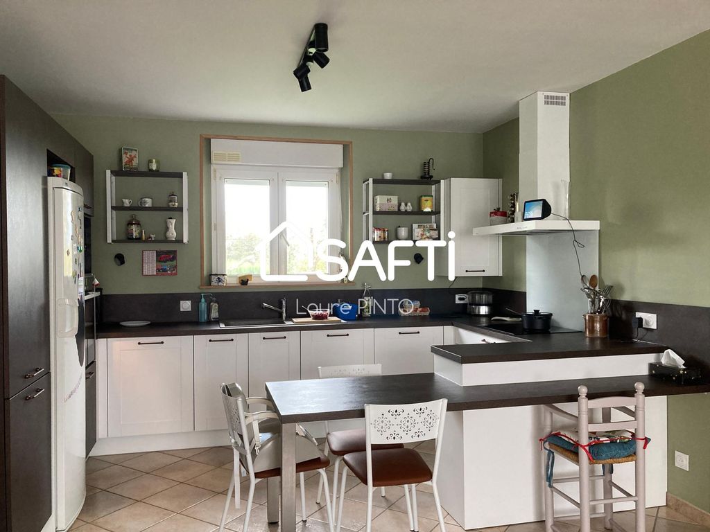 Achat maison à vendre 3 chambres 145 m² - Bétheniville