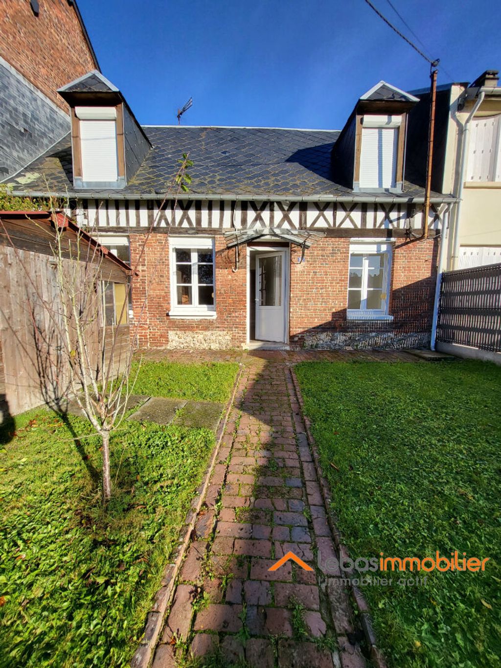 Achat maison à vendre 3 chambres 64 m² - Yvetot