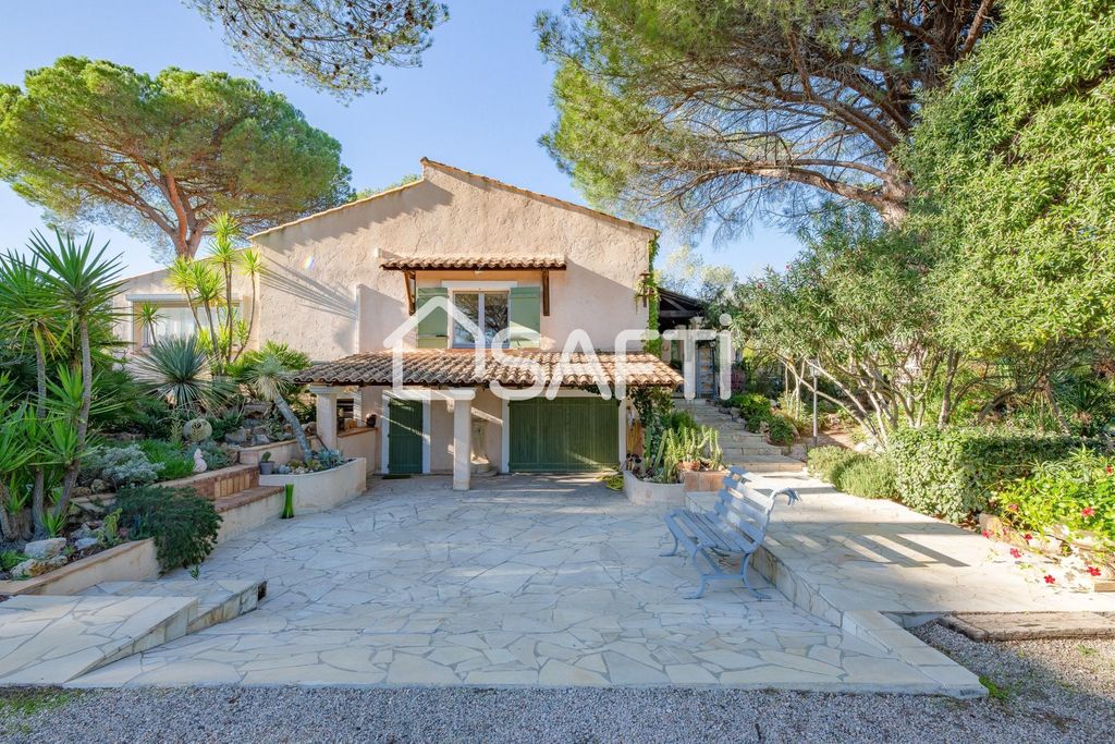 Achat maison à vendre 3 chambres 170 m² - Roquebrune-sur-Argens