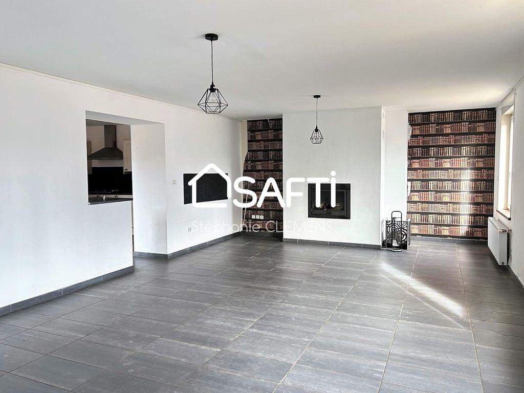 Achat maison à vendre 4 chambres 141 m² - Arras